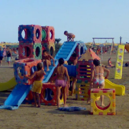 Fuer 6 Personen Ca 55 Qm In Bibione, Adriakueste Italien Und Umgebung - B63276 بيبيوني